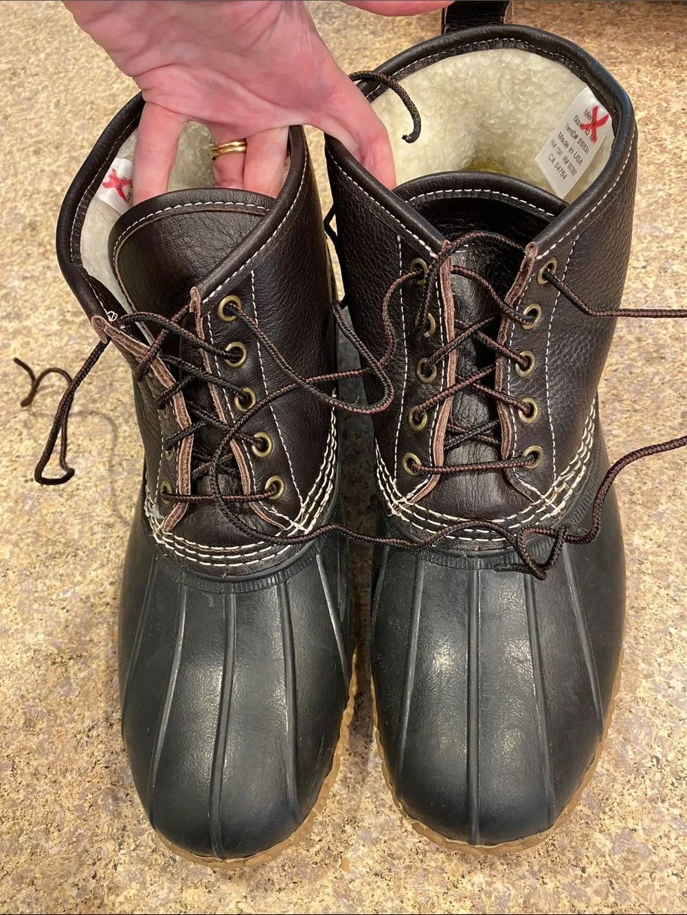 L.L. Bean Insulated Duck Boots Item 510534 10M GUC